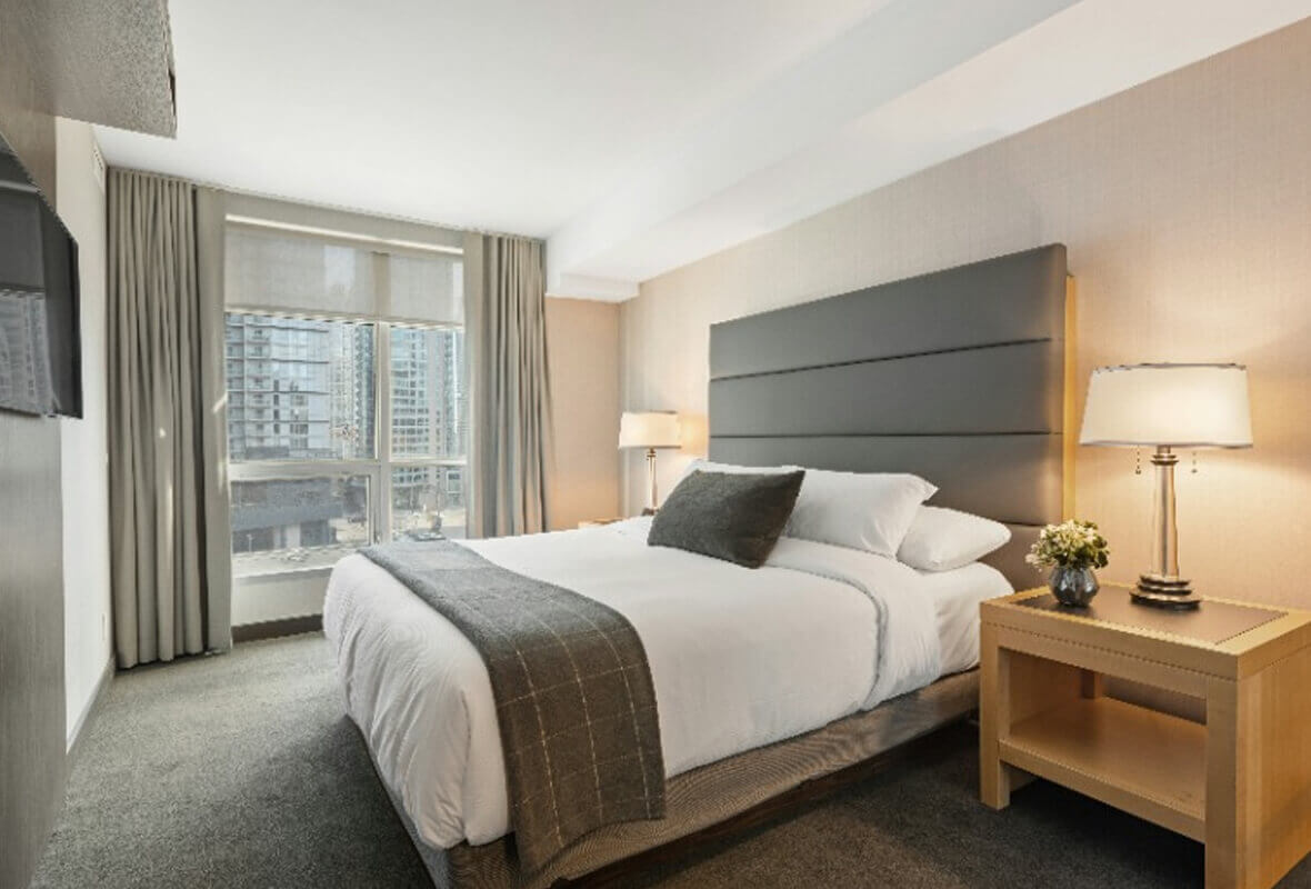 DOGE Price Falls 5% as Broader Crypto Market Pulls Back